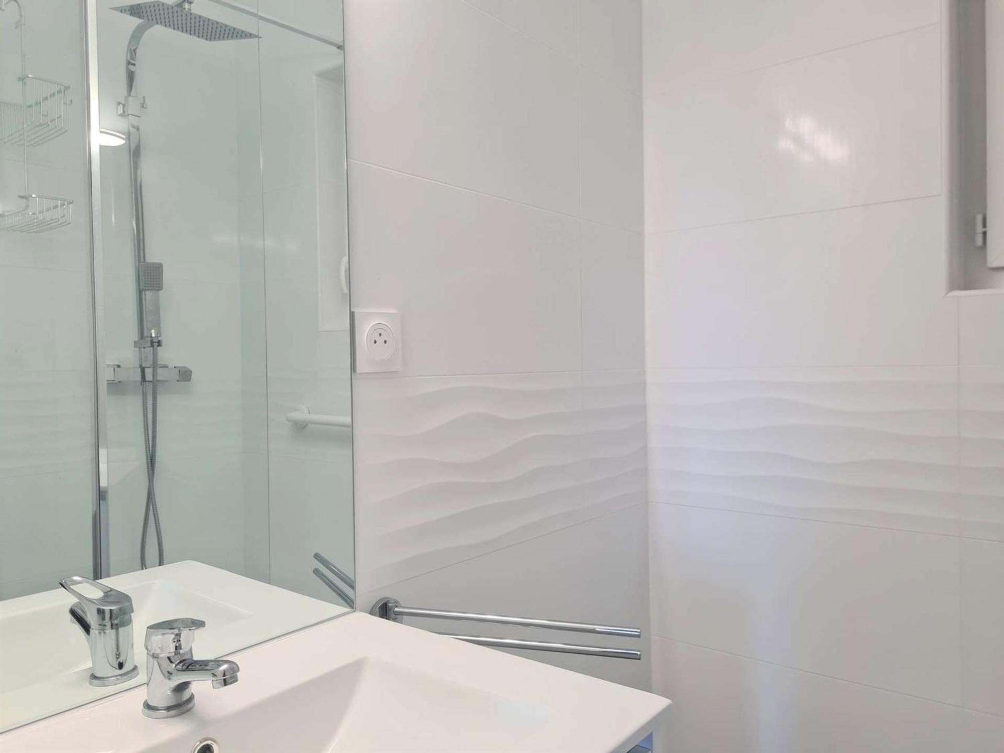 Appartement T2 Avec Parking Et Acces Direct A La Plage - Fr-1-249-129 Agde Buitenkant foto